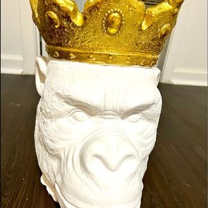 White Gorilla planter with a gold crown!